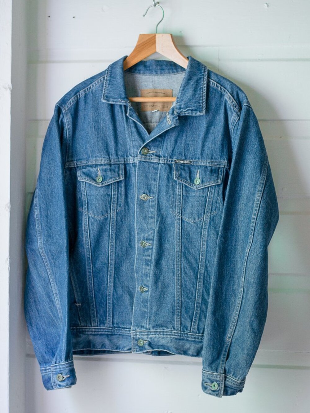 Denver Hayes Classic Medium Wash Denim Trucker Jacket XL